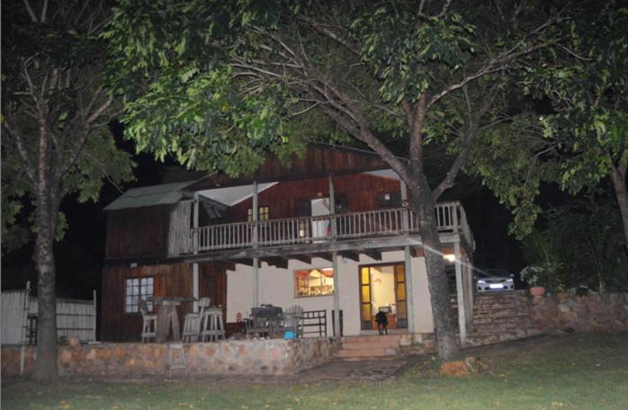 Hippo Retreat & Tiger Fishing Komatipoort Extérieur photo