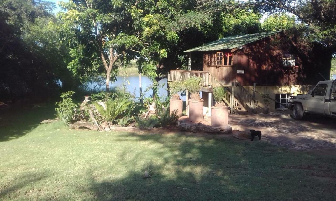 Hippo Retreat & Tiger Fishing Komatipoort Extérieur photo