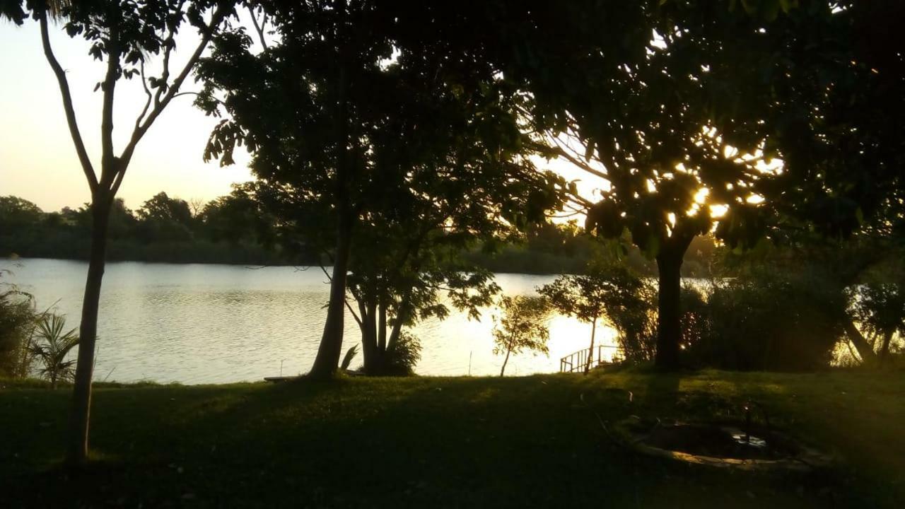 Hippo Retreat & Tiger Fishing Komatipoort Extérieur photo